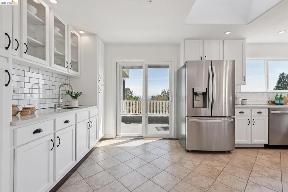 4368 Whittle Ave Oakland, CA 94602