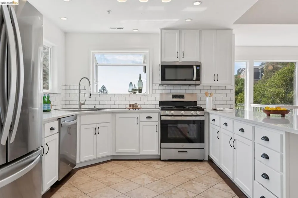 4368 Whittle Ave Oakland, CA 94602