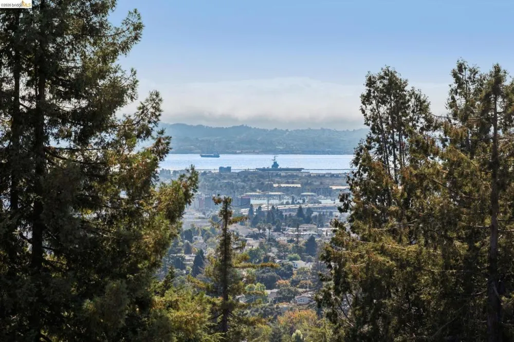 4368 Whittle Ave Oakland, CA 94602