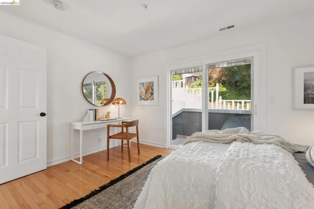 4368 Whittle Ave Oakland, CA 94602