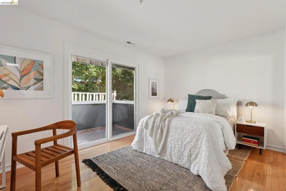 4368 Whittle Ave Oakland, CA 94602