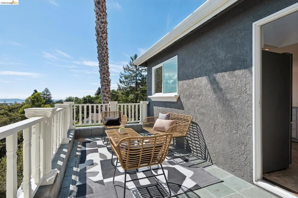 4368 Whittle Ave Oakland, CA 94602
