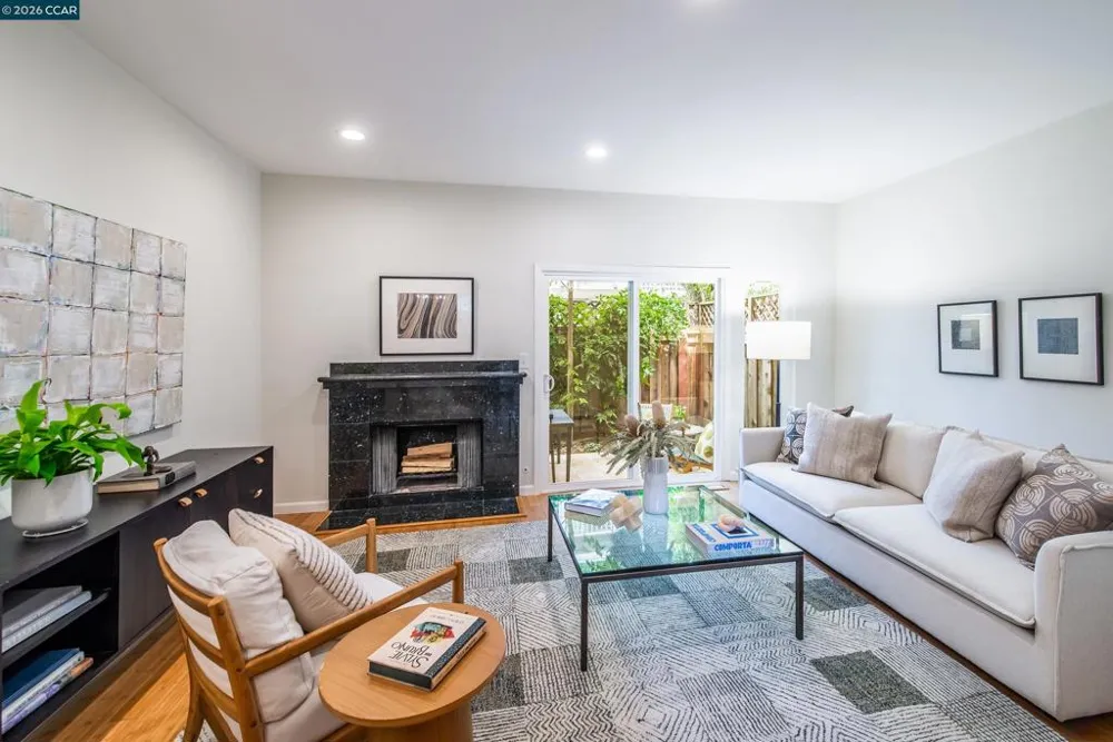 917 Hough Ave #9 Lafayette, CA 94549