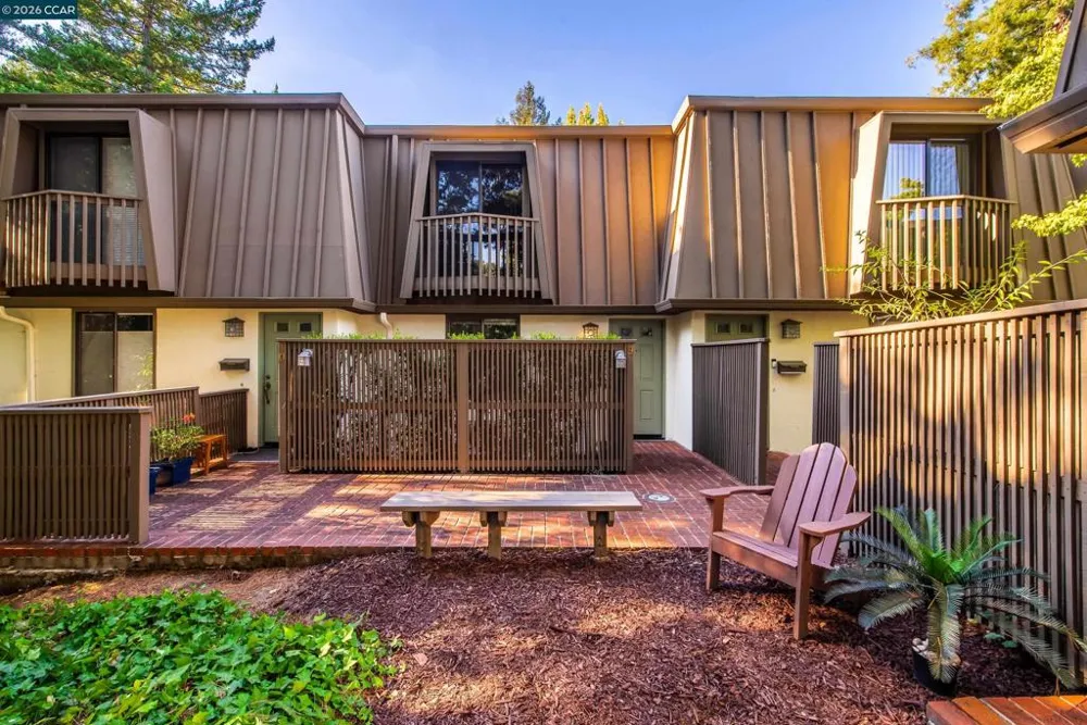 917 Hough Ave #9 Lafayette, CA 94549