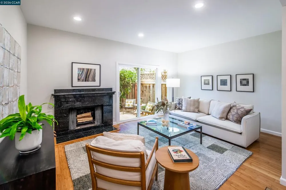 917 Hough Ave #9 Lafayette, CA 94549