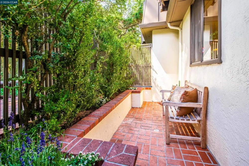 917 Hough Ave #9 Lafayette, CA 94549