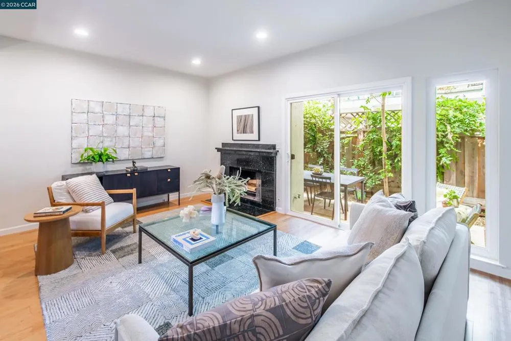 917 Hough Ave #9 Lafayette, CA 94549