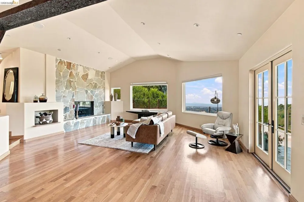 11 Drury Ct Berkeley, CA 94705