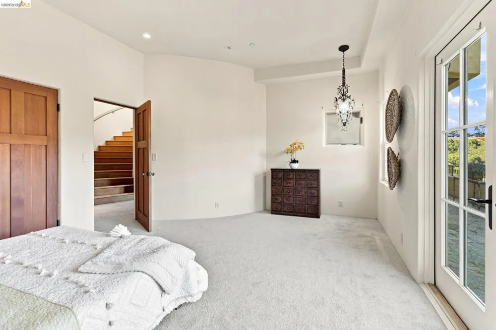 11 Drury Ct Berkeley, CA 94705