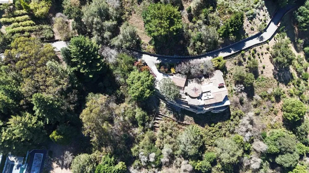11 Drury Ct Berkeley, CA 94705