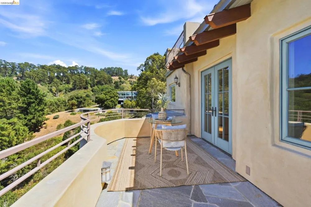 11 Drury Ct Berkeley, CA 94705