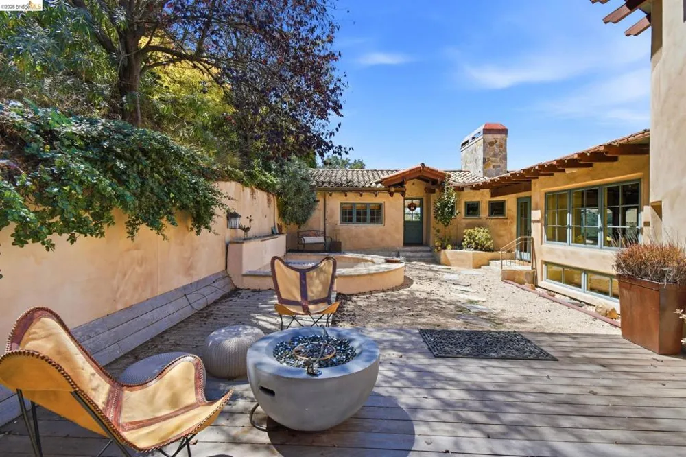 11 Drury Ct Berkeley, CA 94705