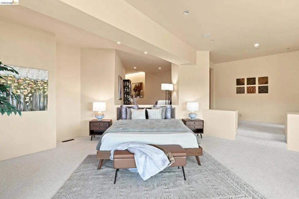 11 Drury Ct Berkeley, CA 94705