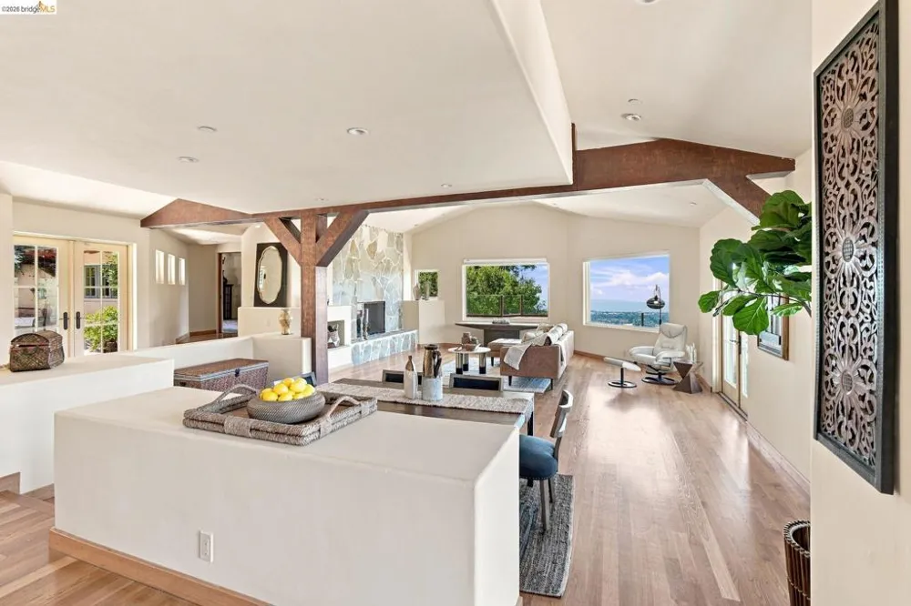 11 Drury Ct Berkeley, CA 94705