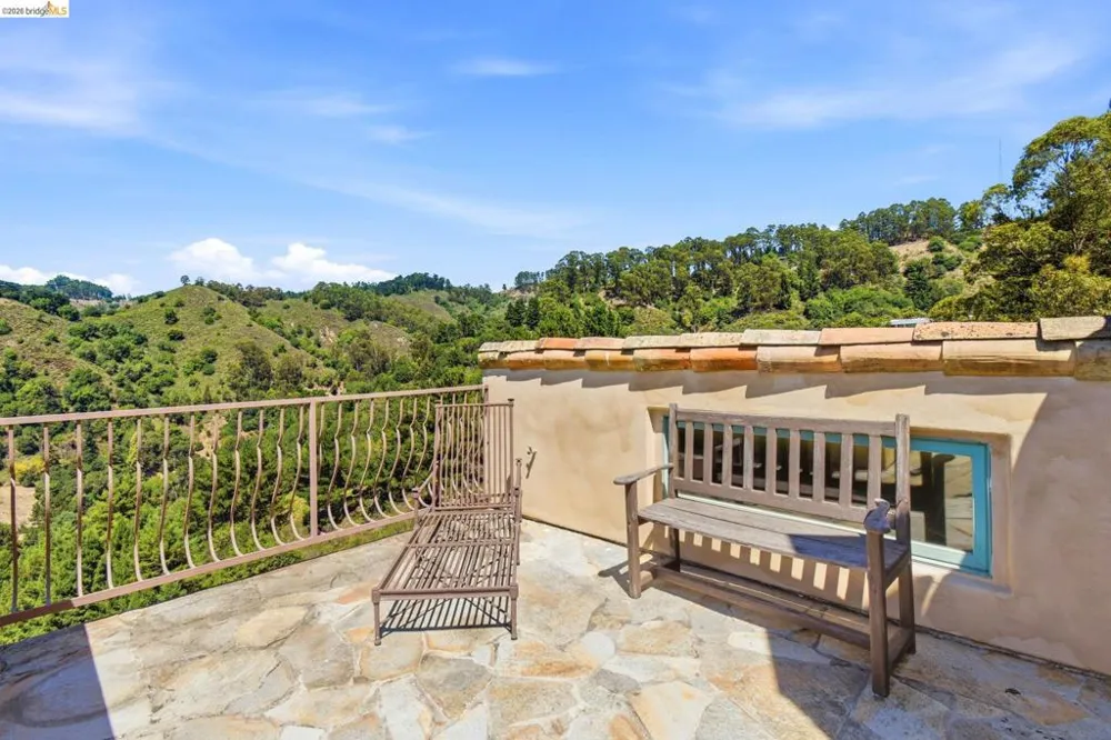 11 Drury Ct Berkeley, CA 94705