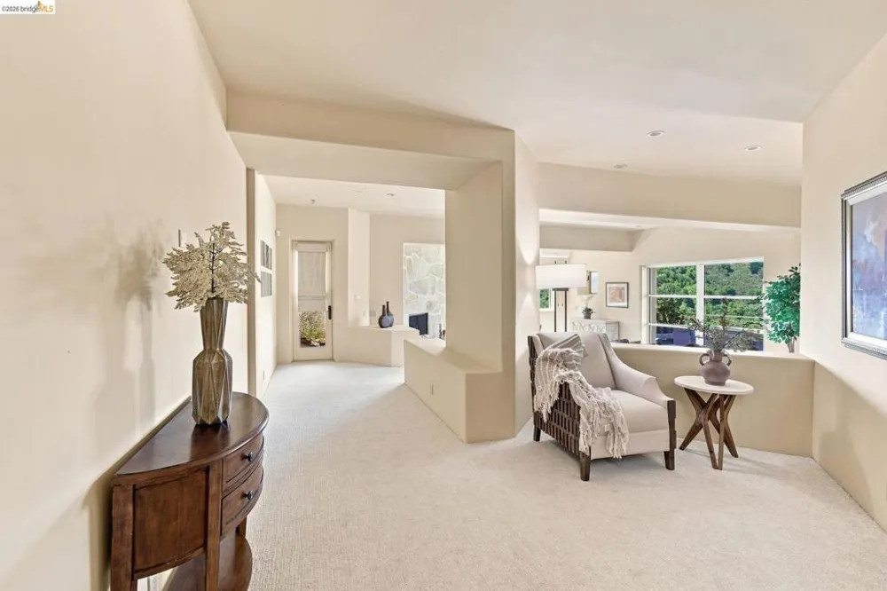 11 Drury Ct Berkeley, CA 94705