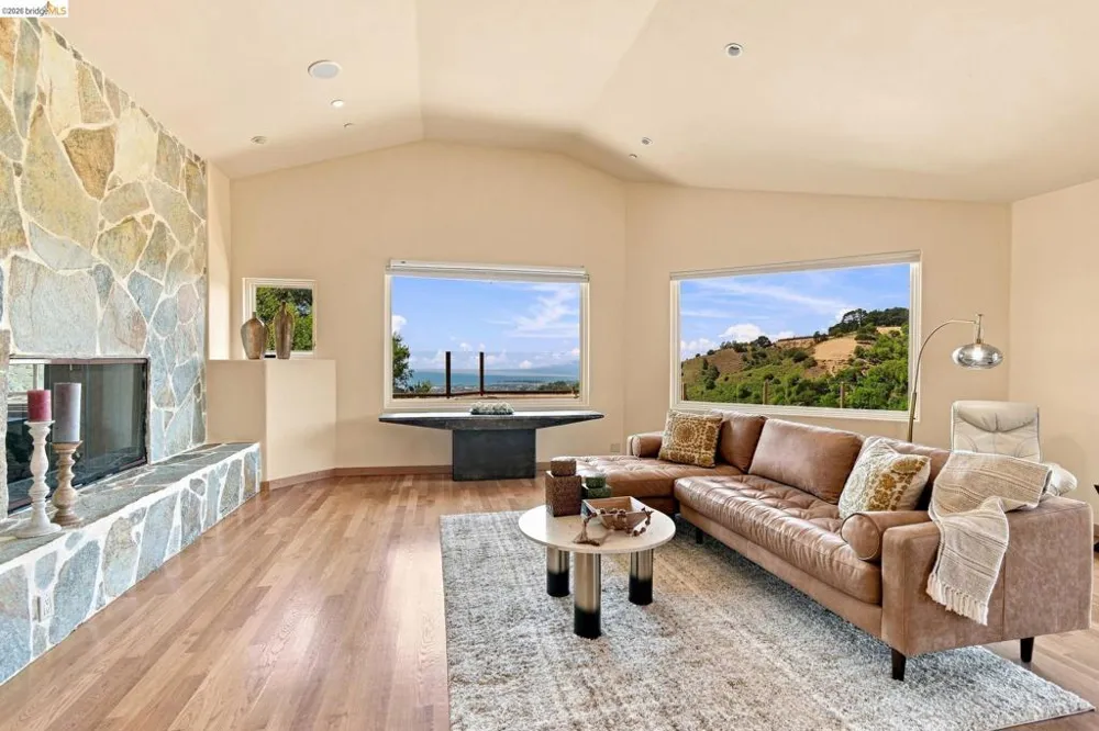 11 Drury Ct Berkeley, CA 94705