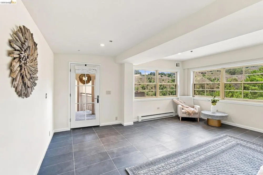 11 Drury Ct Berkeley, CA 94705
