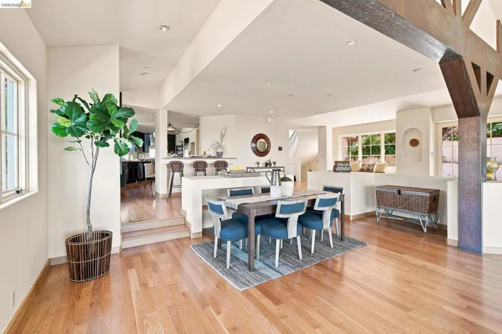 11 Drury Ct Berkeley, CA 94705