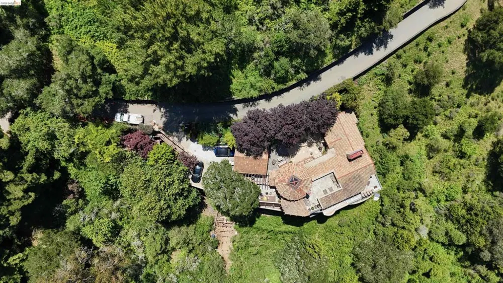 11 Drury Ct Berkeley, CA 94705