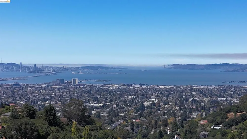11 Drury Ct Berkeley, CA 94705