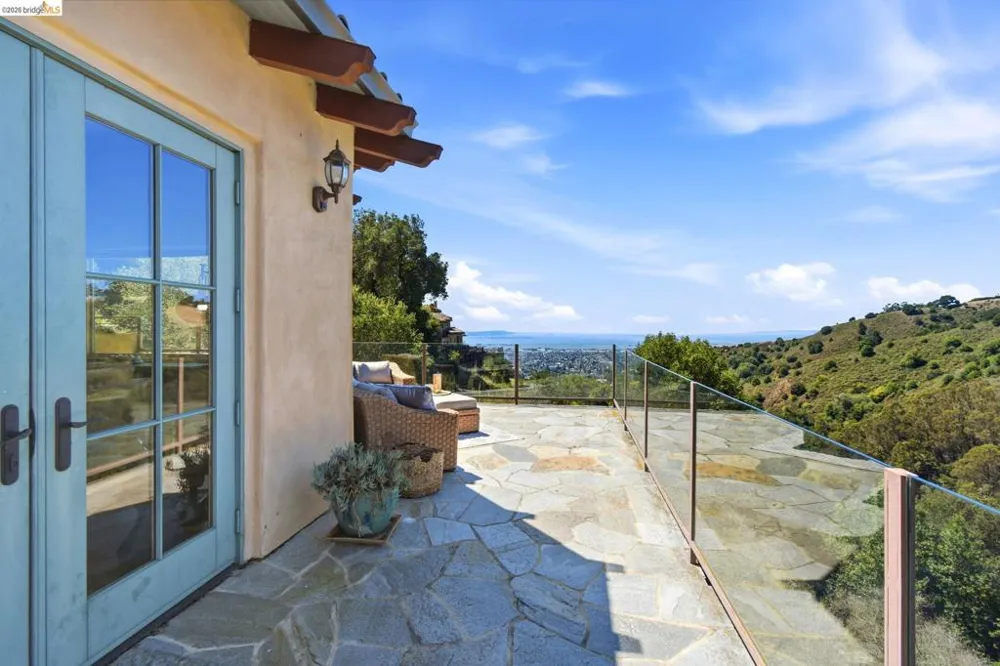 11 Drury Ct Berkeley, CA 94705