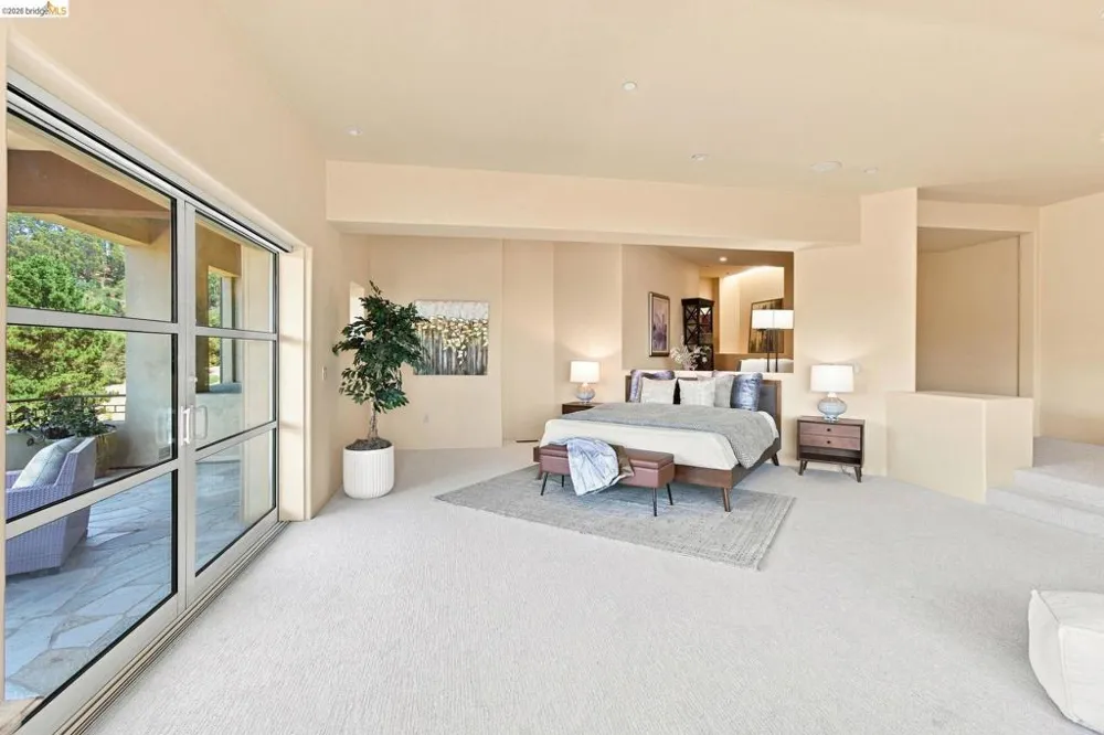 11 Drury Ct Berkeley, CA 94705
