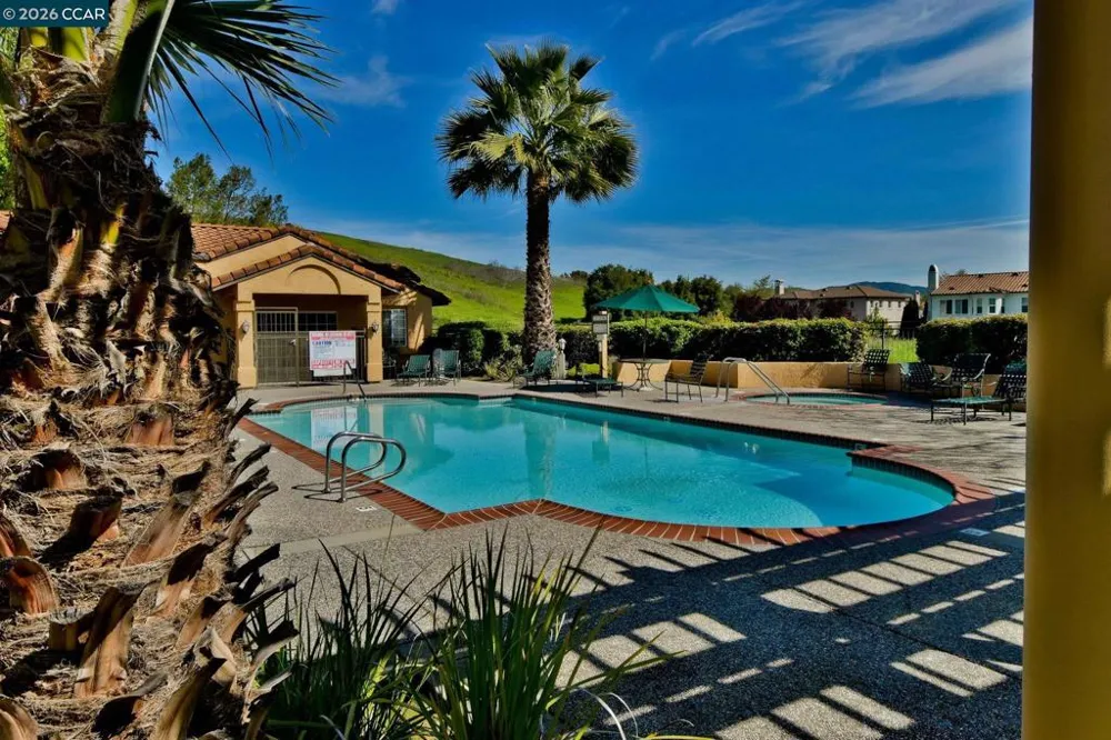 440 Bollinger Canyon Ln. #396 San Ramon, CA 94582