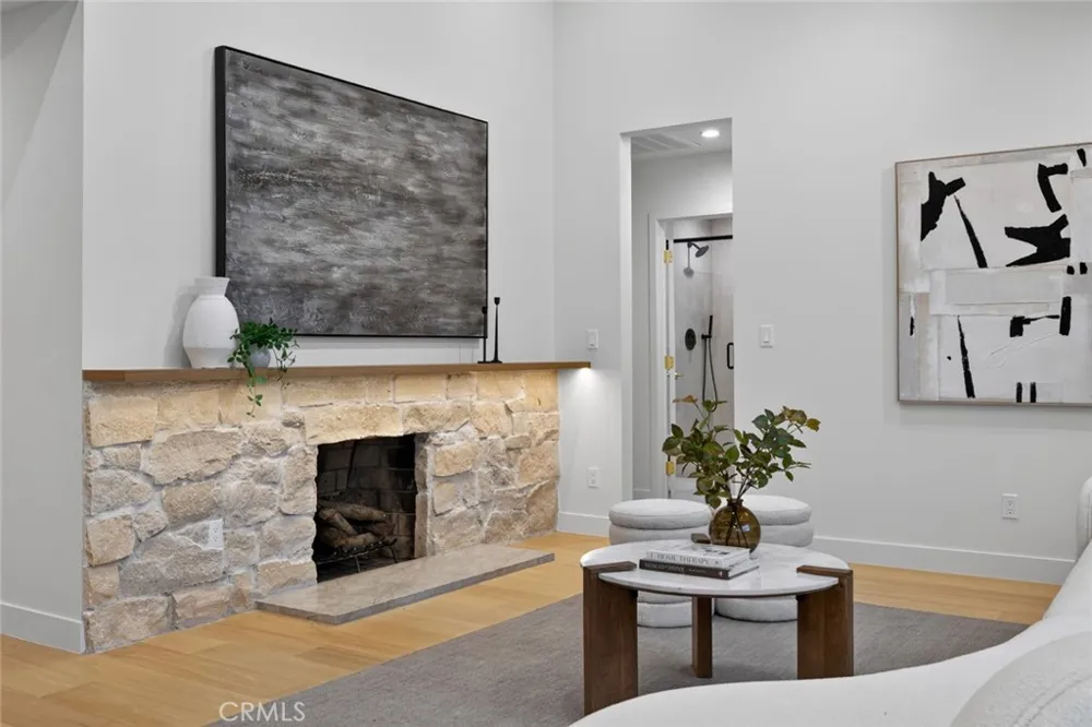 2213 Jolley Burbank, CA 91504