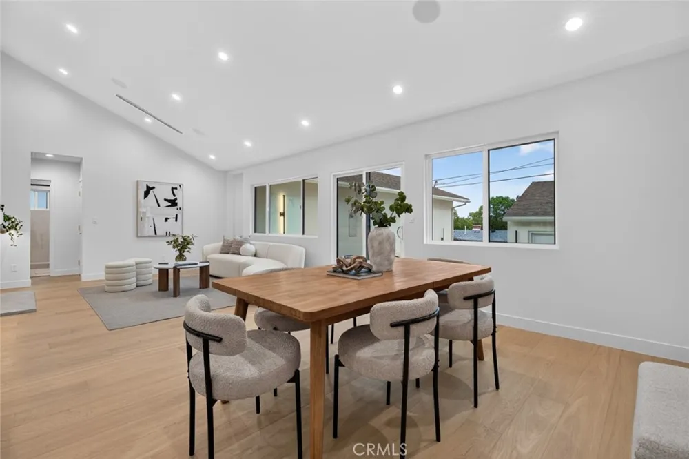 2213 Jolley Burbank, CA 91504