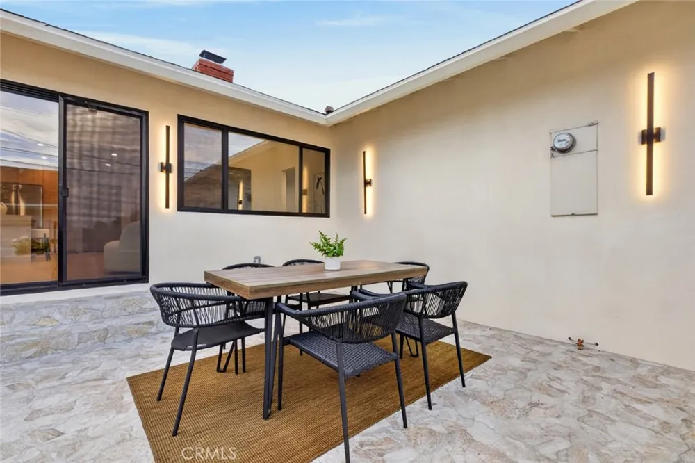 2213 Jolley Burbank, CA 91504