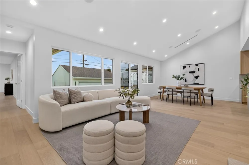 2213 Jolley Burbank, CA 91504