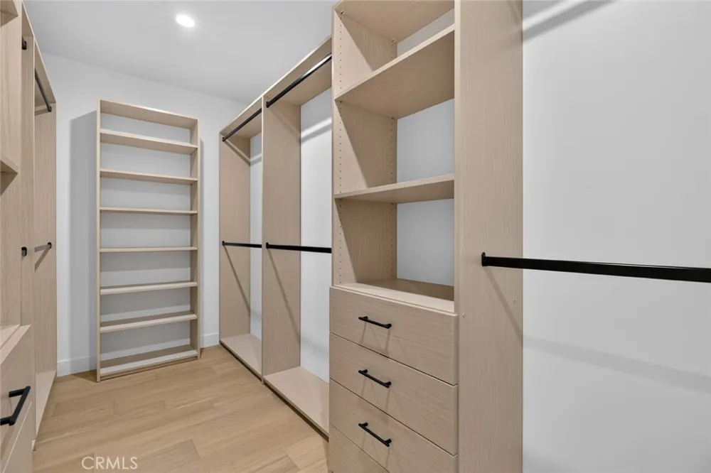 2213 Jolley Burbank, CA 91504