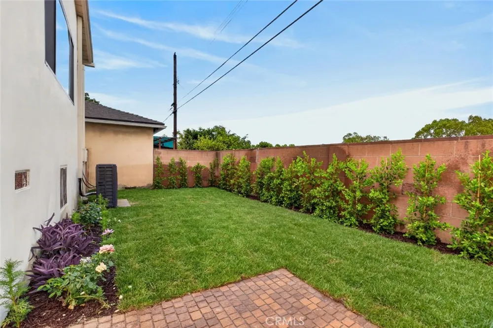 2213 Jolley Burbank, CA 91504