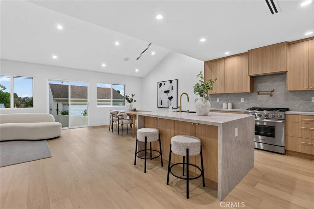 2213 Jolley Burbank, CA 91504