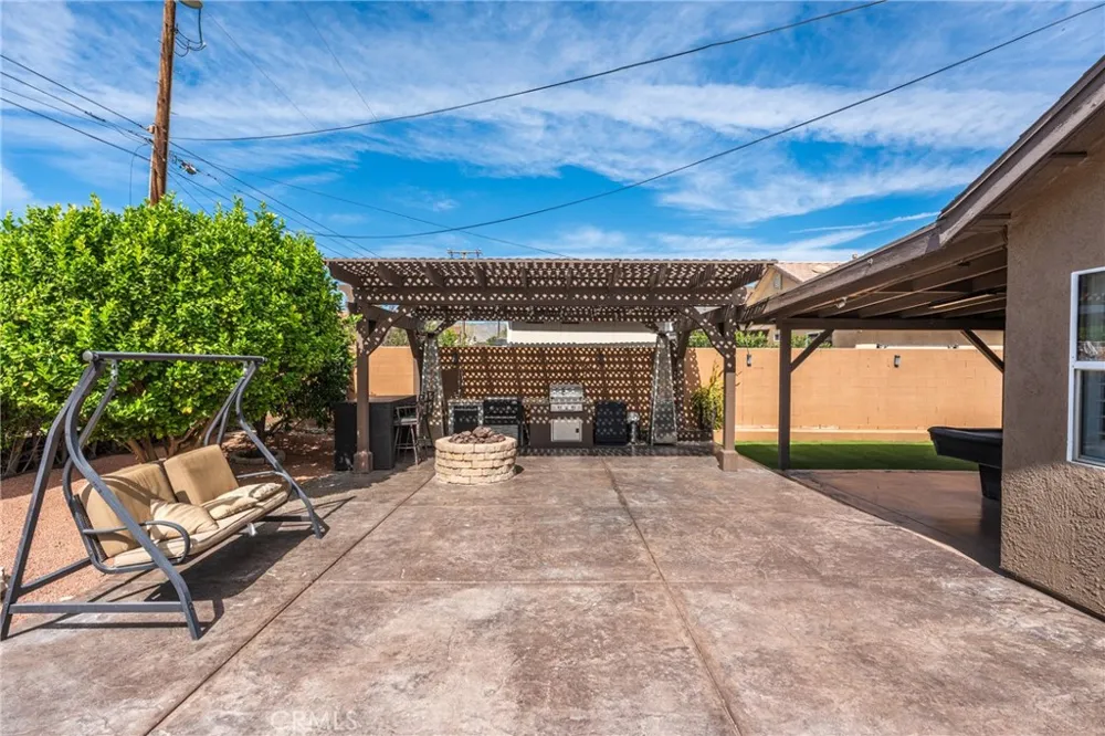 13815 Del Ray Desert Hot Springs, CA 92240