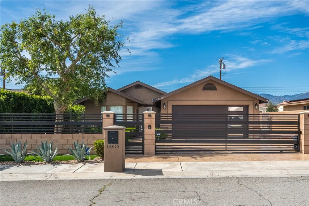 13815 Del Ray Desert Hot Springs, CA 92240