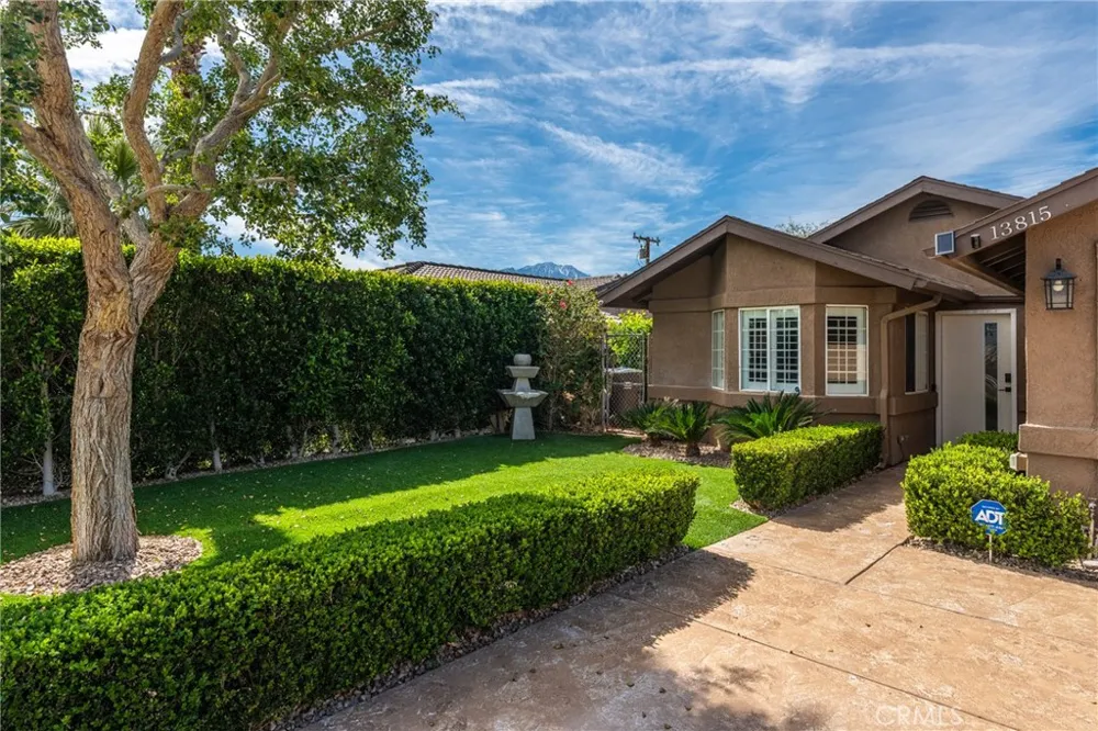 13815 Del Ray Desert Hot Springs, CA 92240