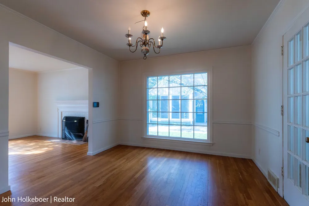 1126 Kenesaw Drive SE East Grand Rapids, MI 49506