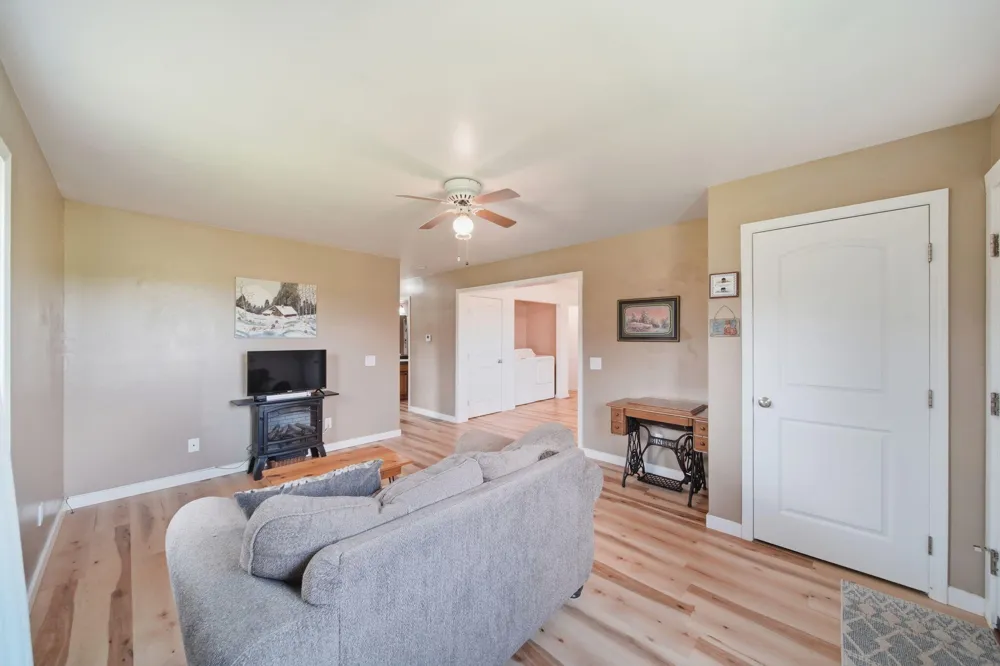 7401 W Montgomery Road Camden, MI 49232