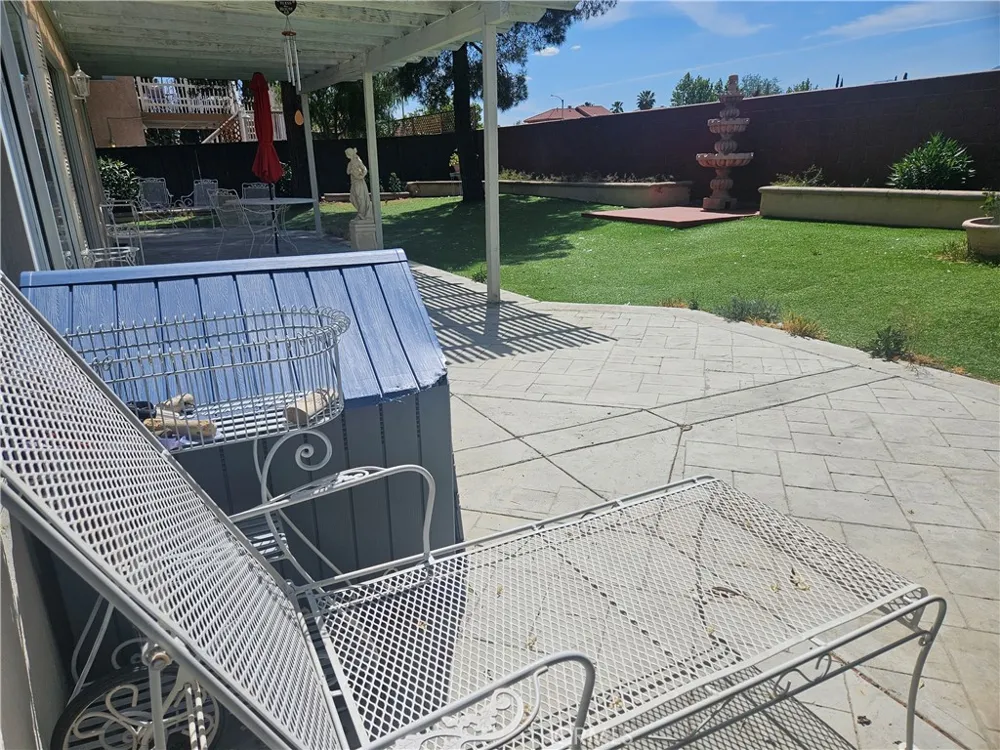 6044 Catalina Palmdale, CA 93552