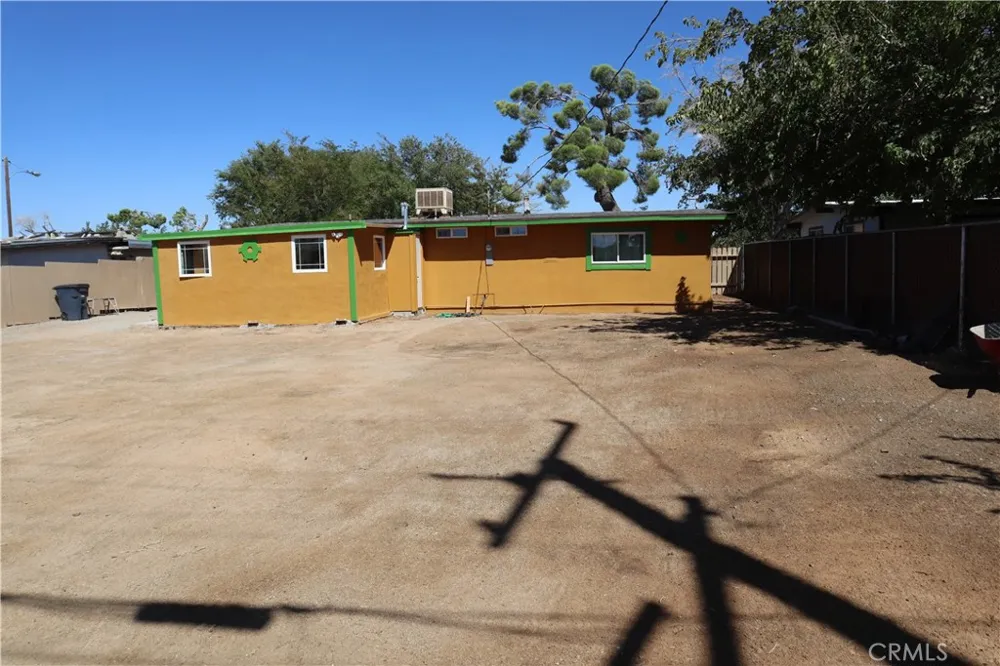 12429 Sierra View Boron, CA 93516