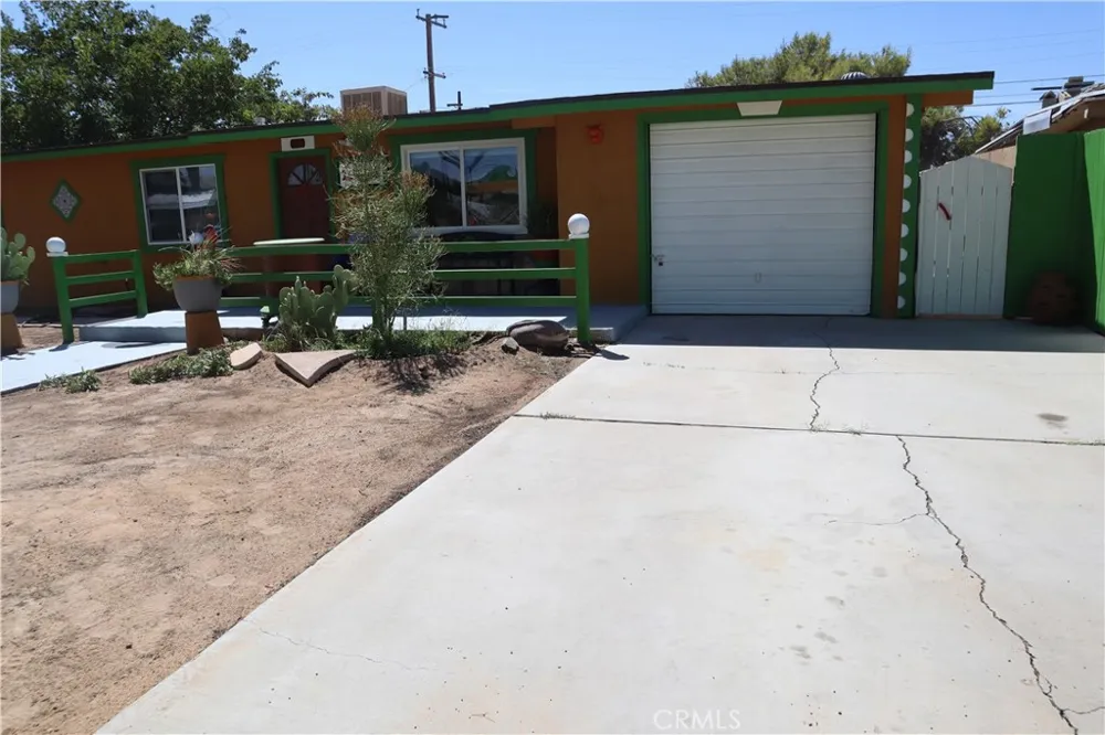 12429 Sierra View Boron, CA 93516