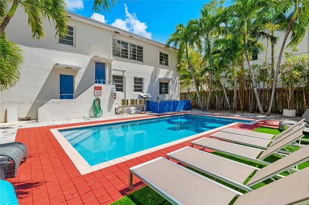 1032 Michigan Ave #C Miami Beach, FL 33139