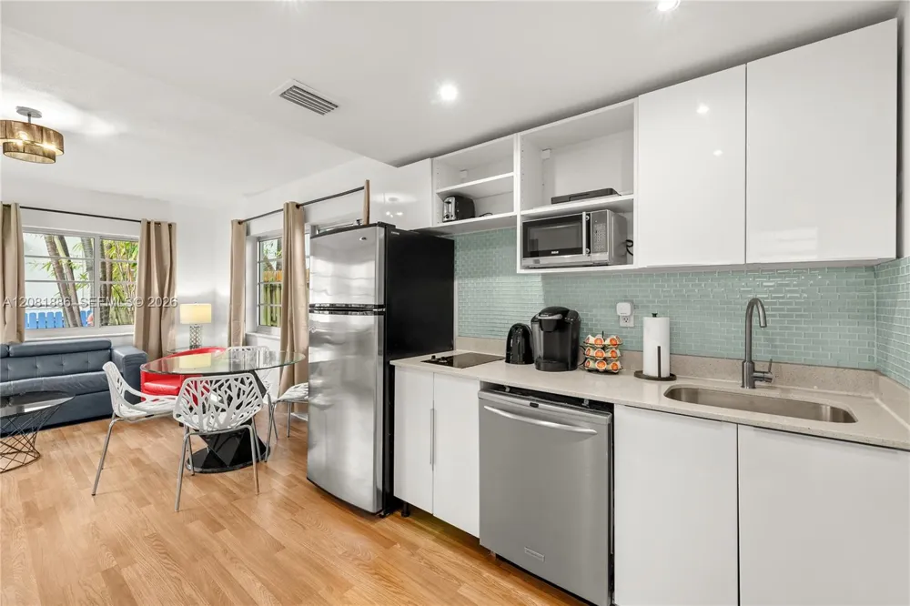 1032 Michigan Ave #C Miami Beach, FL 33139
