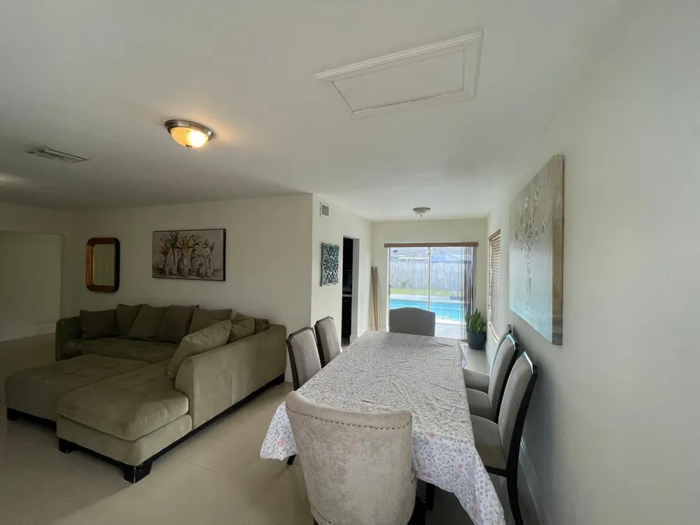 6456 Custer Street Hollywood, FL 33024