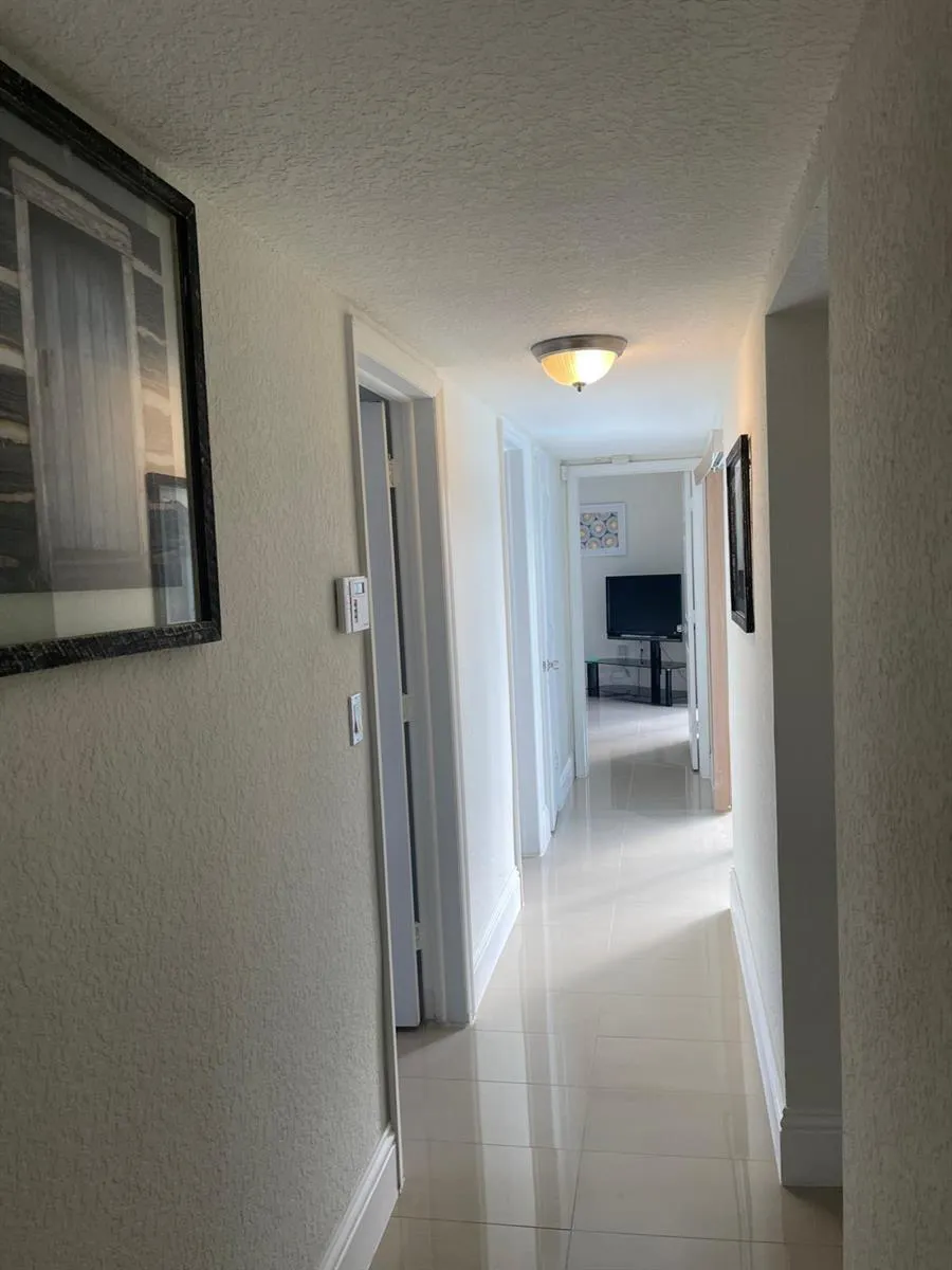 6456 Custer Street Hollywood, FL 33024