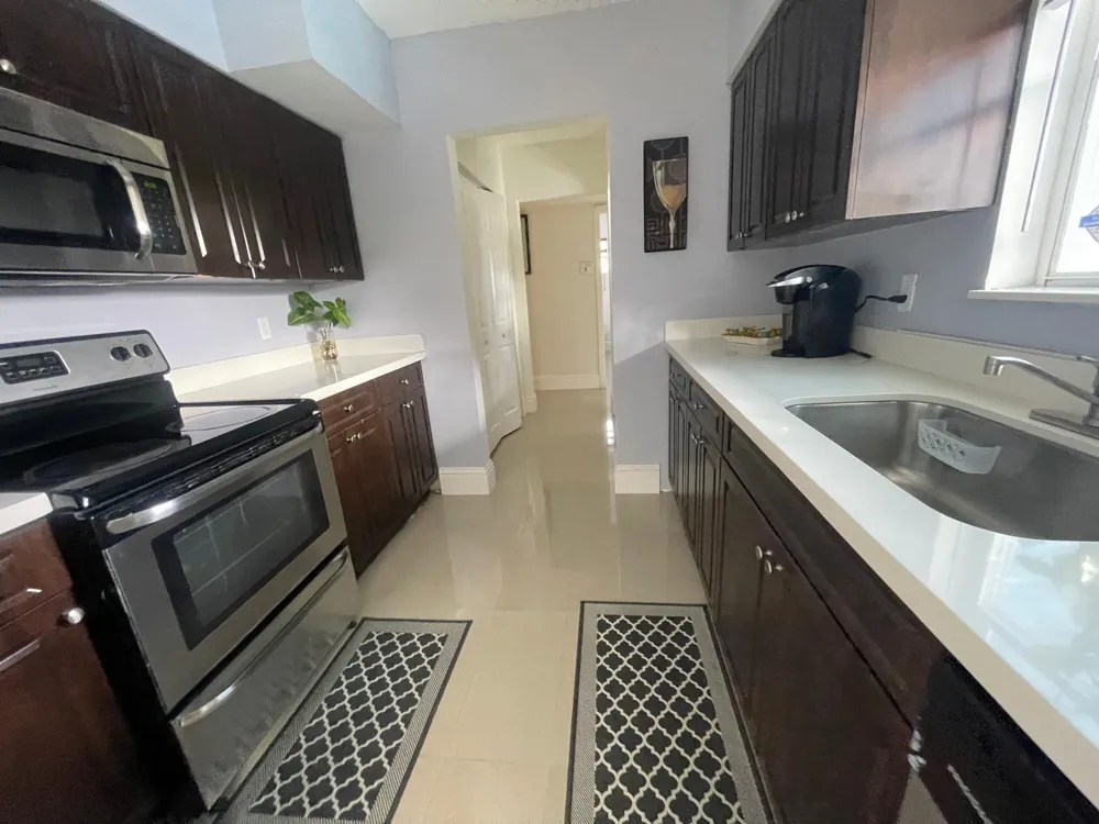 6456 Custer Street Hollywood, FL 33024