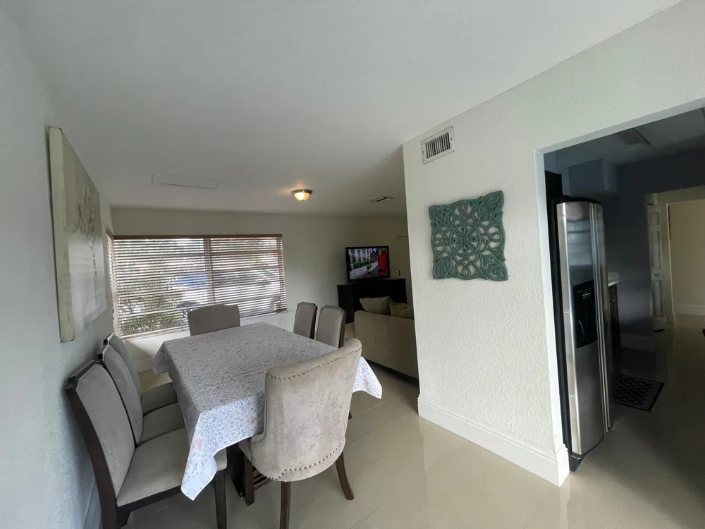 6456 Custer Street Hollywood, FL 33024