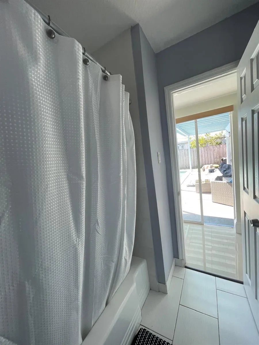 6456 Custer Street Hollywood, FL 33024